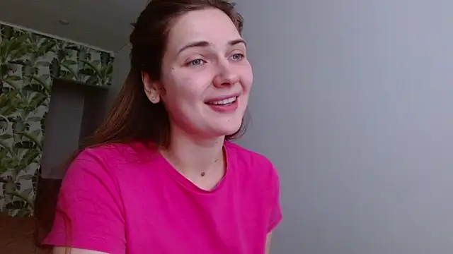 Olivia shine online show from 02/03/25, 05:40