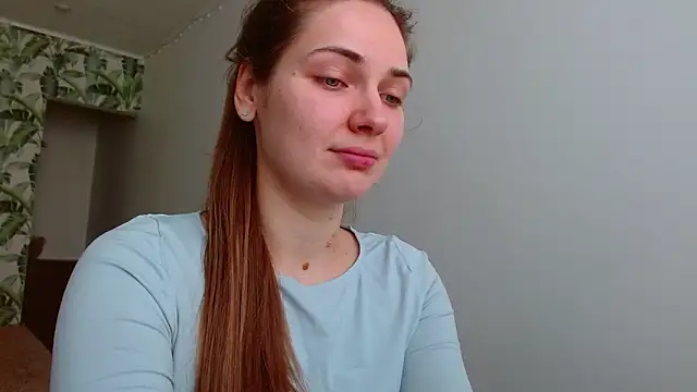 Olivia shine online show from 02/18/25, 05:31