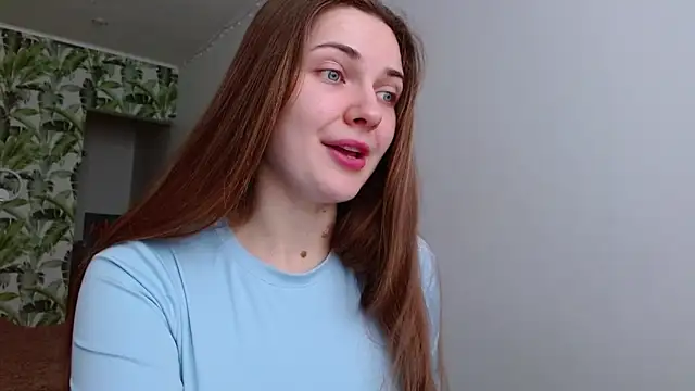 Olivia shine online show from 02/20/25, 05:33