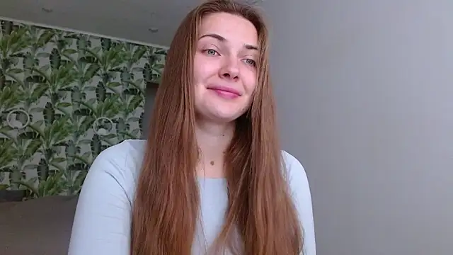 Olivia shine online show from 10/17/25, 04:26