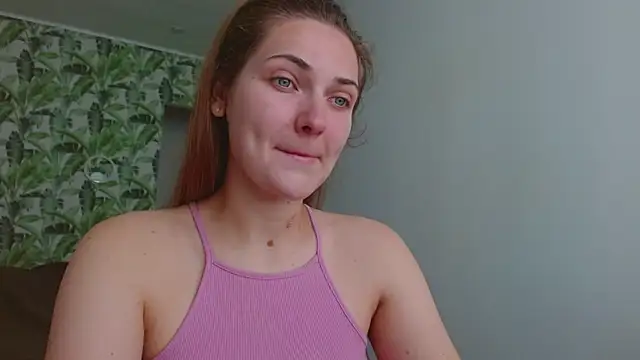 Olivia shine online show from 06/26/26, 04:17