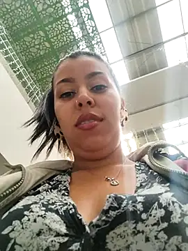 Snapshot of Emily_Wane chatting on 12/04/24, 06:06 Emily Wane online show from 12/04/24, 06:06