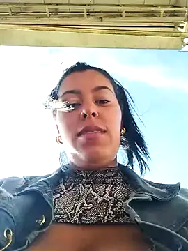 Snapshot of Emily_Wane chatting on 01/07/25, 09:46 Emily Wane online show from 01/07/25, 09:46