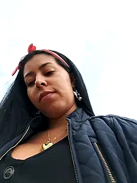 Snapshot of Emily_Wane chatting on 03/10/25, 06:45 Emily Wane online show from 03/10/25, 06:45