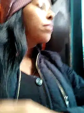 Snapshot of Emily_Wane chatting on 03/20/25, 03:25 Emily Wane online show from 03/20/25, 03:25