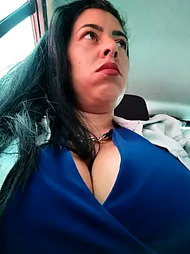 Snapshot of Emily_Wane chatting on 10/04/25, 02:48 Emily Wane online show from 10/04/25, 02:48