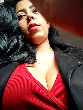 Snapshot of Emily_Wane chatting on 10/06/25, 04:37 Emily Wane online show from 10/06/25, 04:37