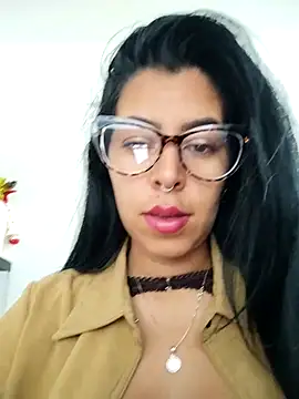 Snapshot of Emily_Wane chatting on 12/04/25, 03:54 Emily Wane online show from 12/04/25, 03:54