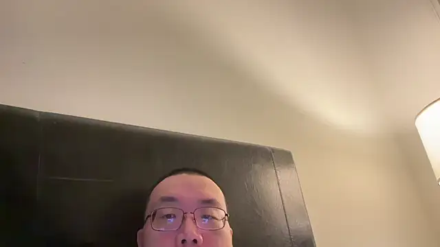 Snapshot of slaveasianboy chatting on 12/25/24, 02:25 slaveasianboy online show from 12/25/24, 02:25