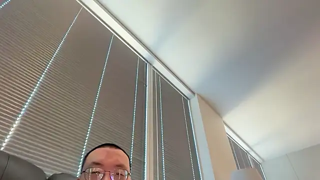 slaveasianboy online show from 12/21/25, 02:46