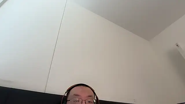 slaveasianboy online show from 04/19/26, 03:11