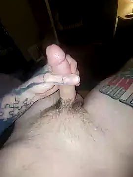 Snapshot of Sexadicks8184 chatting on 01/29/25, 12:33 Sexadicks8184 online show from 01/29/25, 12:33