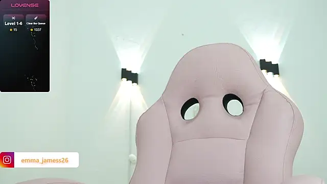 Snapshot of Emma_jamess chatting on 05/09/26, 03:45 Emma jamess online show from 05/09/26, 03:45