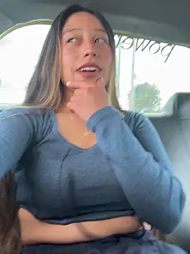 kiaraowen online show from 03/21/25, 08:40