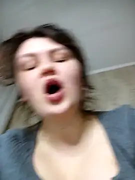 Snapshot of BlackCurly chatting on 03/09/25, 09:25 BlackCurly online show from 03/09/25, 09:25