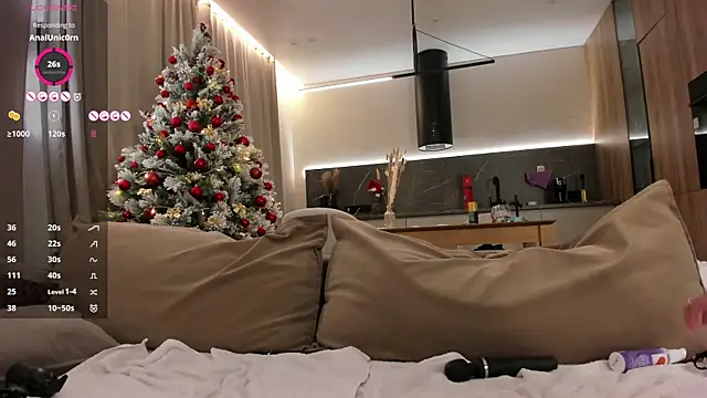 Snapshot of _Monic_ chatting on 01/06/25, 08:18  Monic  online show from 01/06/25, 08:18