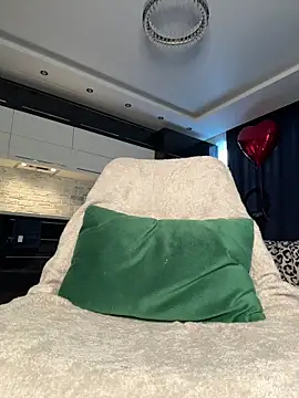 Snapshot of _Monic_ chatting on 03/09/26, 12:42 Monic online show from 03/09/26, 12:42