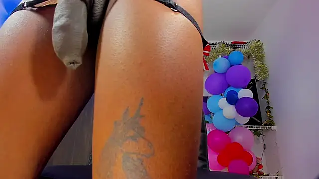 Snapshot of SharonGrowing chatting on 01/08/25, 11:41 SharonGrowing online show from 01/08/25, 11:41