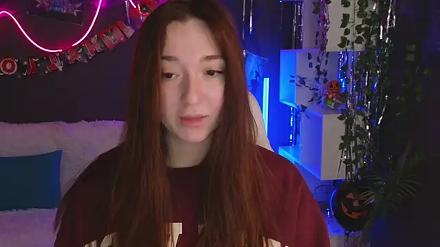 YasmineWest online show from 10/29/25, 02:25