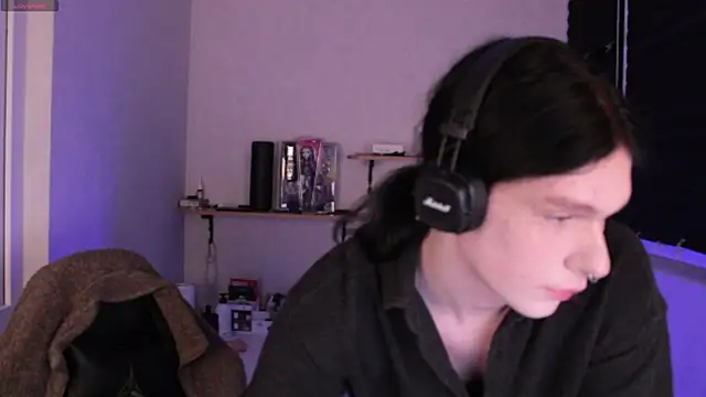 carthylovvve online show from 12/05/24, 08:44