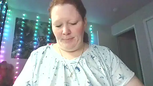 fatfabulous1981 online show from 11/13/25, 08:52