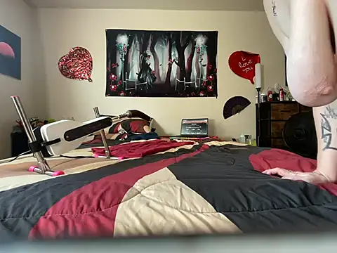 fatfabulous1981 online show from 05/12/26, 10:40
