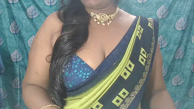 Snapshot of Sophia_your chatting on 03/01/25, 06:43 Sophia your online show from 03/01/25, 06:43