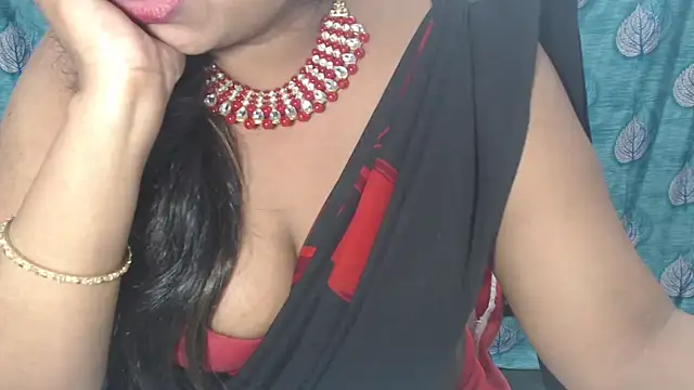 Snapshot of Sophia_your chatting on 03/08/25, 10:22 Sophia your online show from 03/08/25, 10:22