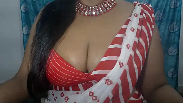 Sophia your online show from 05/08/26, 05:46