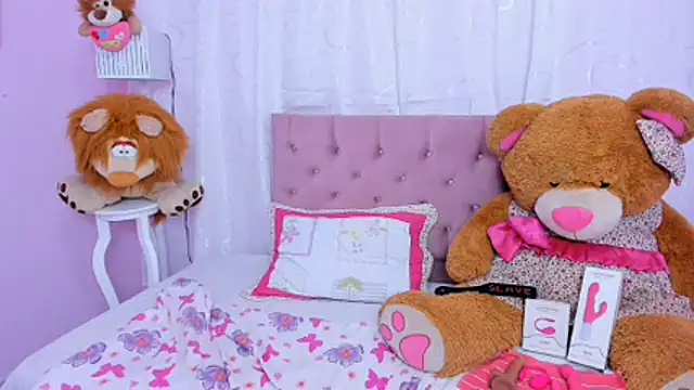milf bigass  online show from 06/09/26, 01:01
