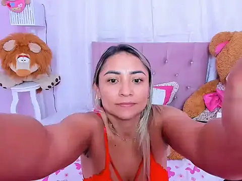 milf bigass  online show from 06/10/26, 12:37