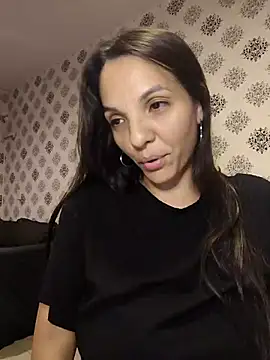 Snapshot of samilux5 chatting on 02/26/25, 03:21 samilux5 online show from 02/26/25, 03:21