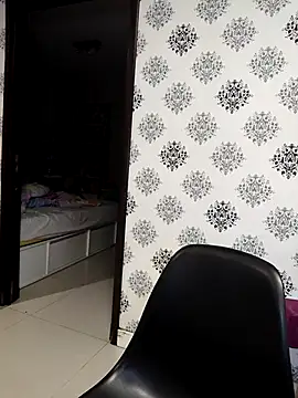 Snapshot of samilux5 chatting on 03/18/25, 03:31 samilux5 online show from 03/18/25, 03:31