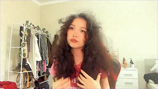 Snapshot of wastforu chatting on 02/17/26, 10:23 wastforu online show from 02/17/26, 10:23