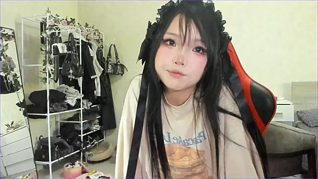 Snapshot of wastforu chatting on 06/08/26, 11:21 wastforu online show from 06/08/26, 11:21