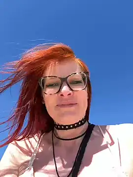 die-EinHORNY-WG online show from 05/01/26, 12:43