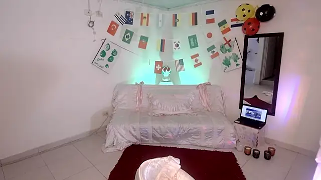 lollita 23  online show from 06/25/26, 07:40