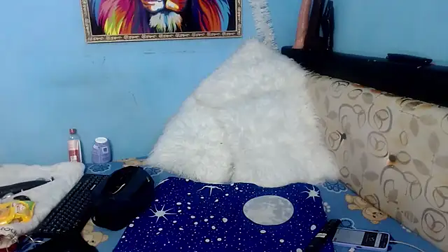 CamelliaLong online show from 11/17/25, 08:36