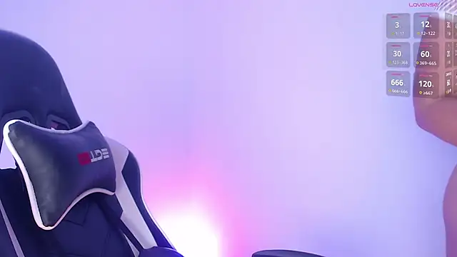 JulianaCastillo online show from 02/11/25, 08:58