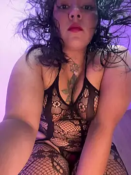 JulianaCastillo online show from 03/08/25, 08:22