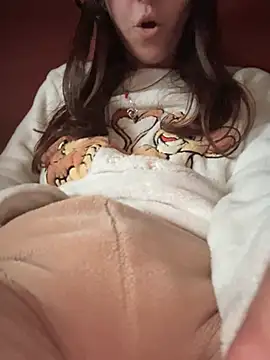 Snapshot of rossana99_ chatting on 01/05/25, 03:02 rossana99 online show from 01/05/25, 03:02