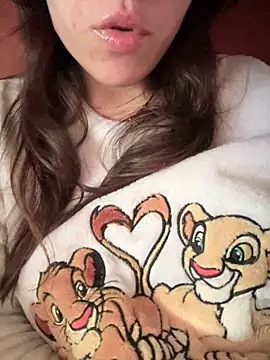 Snapshot of rossana99_ chatting on 03/16/25, 10:11 rossana99 online show from 03/16/25, 10:11