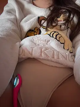 Snapshot of rossana99_ chatting on 01/15/26, 10:20 rossana99 online show from 01/15/26, 10:20