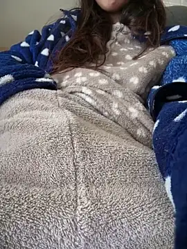 Snapshot of rossana99_ chatting on 02/08/26, 11:02 rossana99 online show from 02/08/26, 11:02