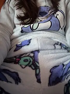 Snapshot of rossana99_ chatting on 03/08/26, 10:41 rossana99 online show from 03/08/26, 10:41