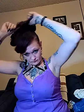 Snapshot of renegade_vyxxen chatting on 02/04/26, 12:55 renegade vyxxen online show from 02/04/26, 12:55