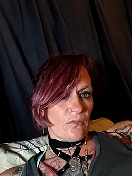 Snapshot of renegade_vyxxen chatting on 03/03/26, 11:16 renegade vyxxen online show from 03/03/26, 11:16