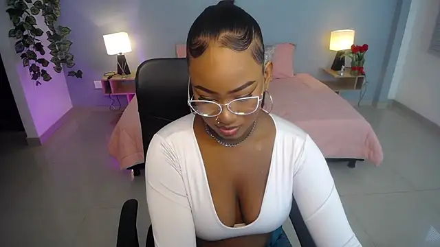 JasmineCampbell  online show from 02/19/25, 09:14