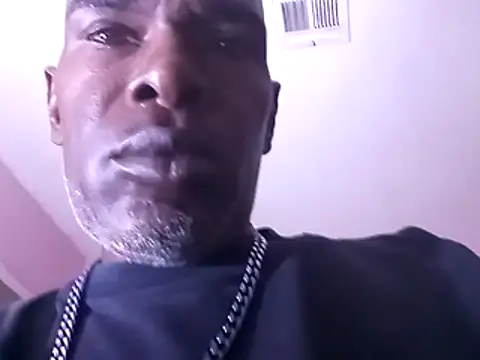 Snapshot of Blkstylion chatting on 11/04/25, 10:31 Blkstylion online show from 11/04/25, 10:31