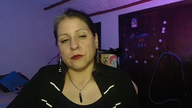 LucifernandaSw online show from 04/30/26, 06:53